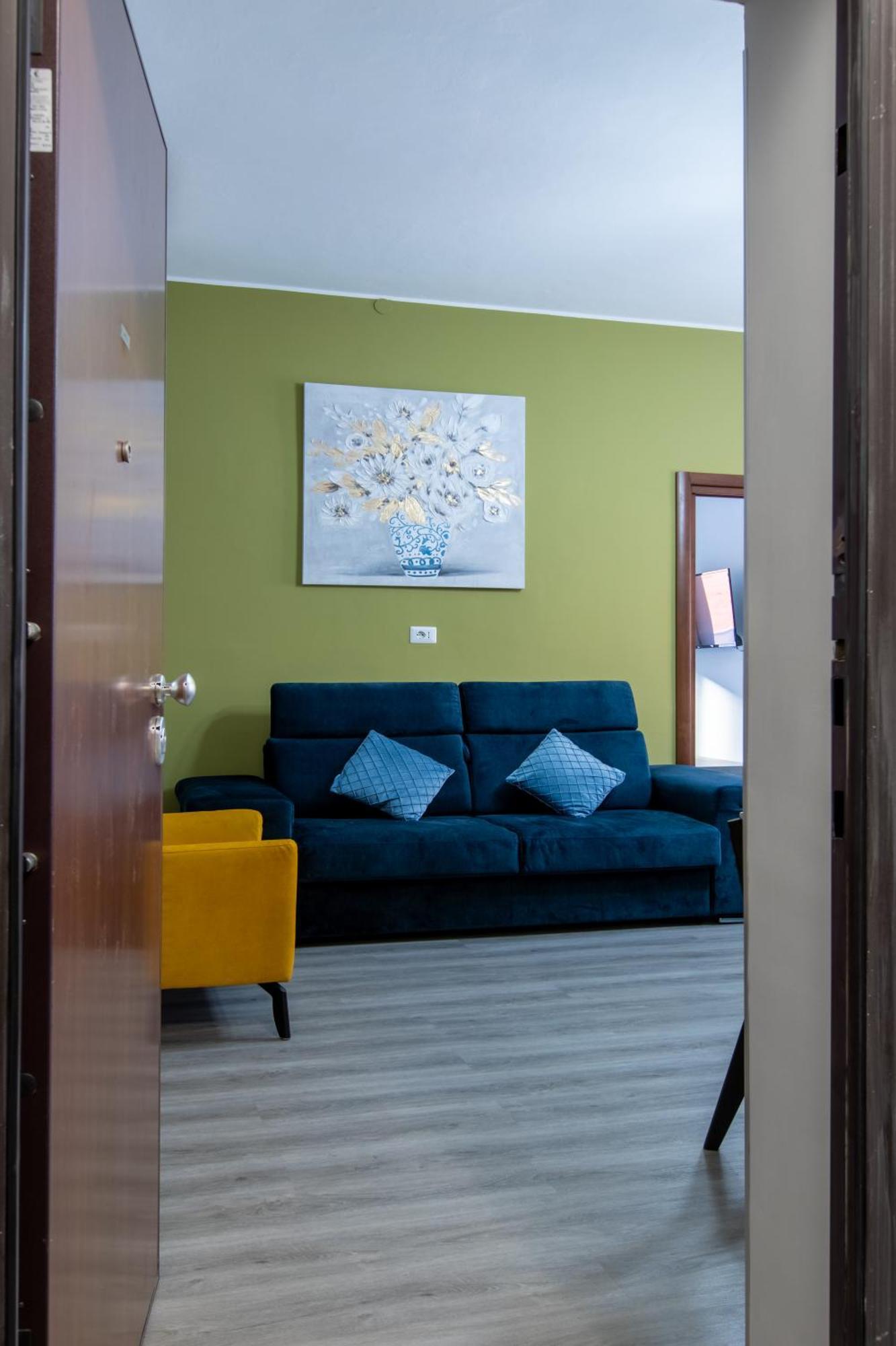 شقة Attico Grand Terrace ألبا المظهر الخارجي الصورة