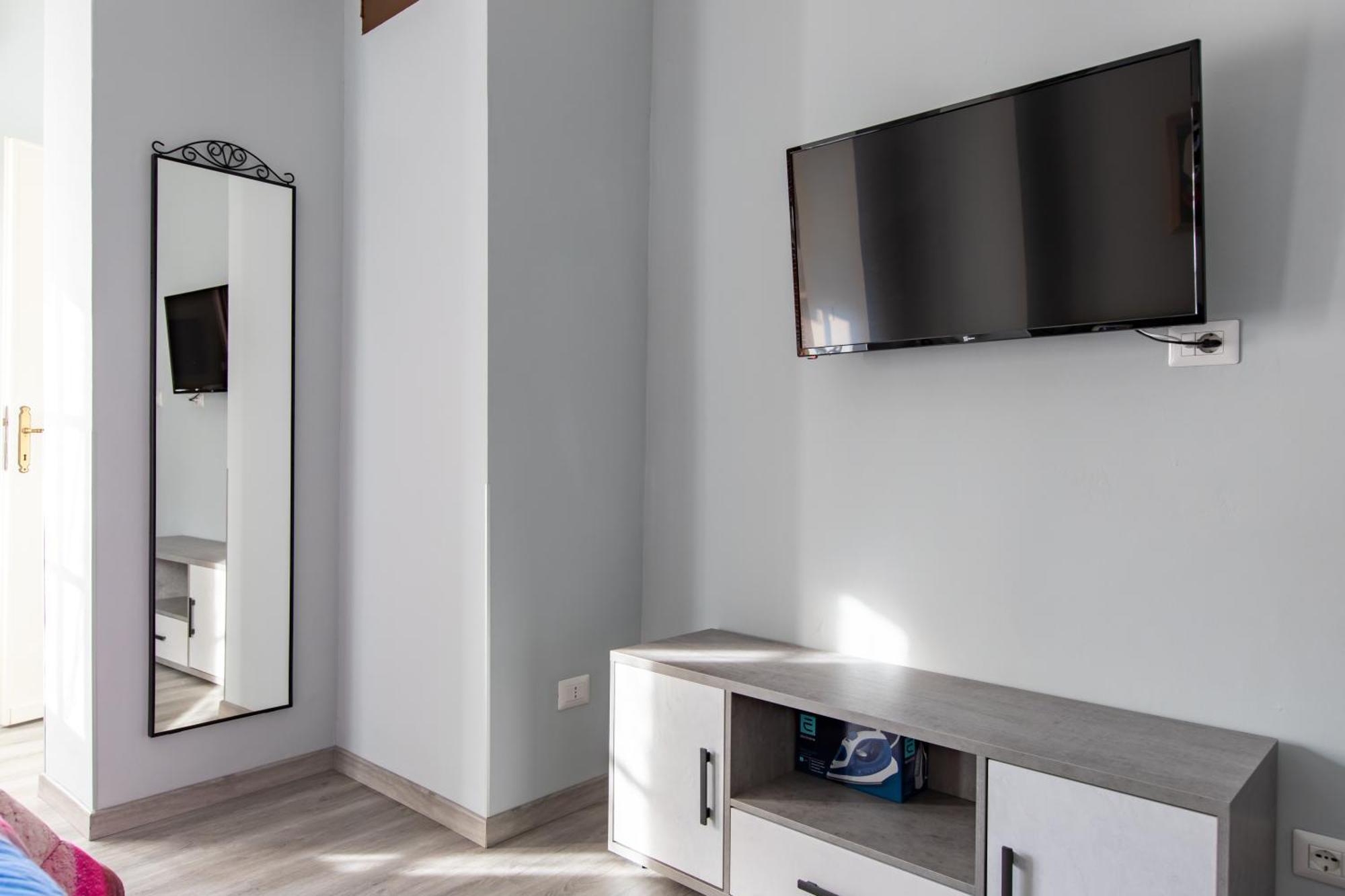 شقة Attico Grand Terrace ألبا المظهر الخارجي الصورة